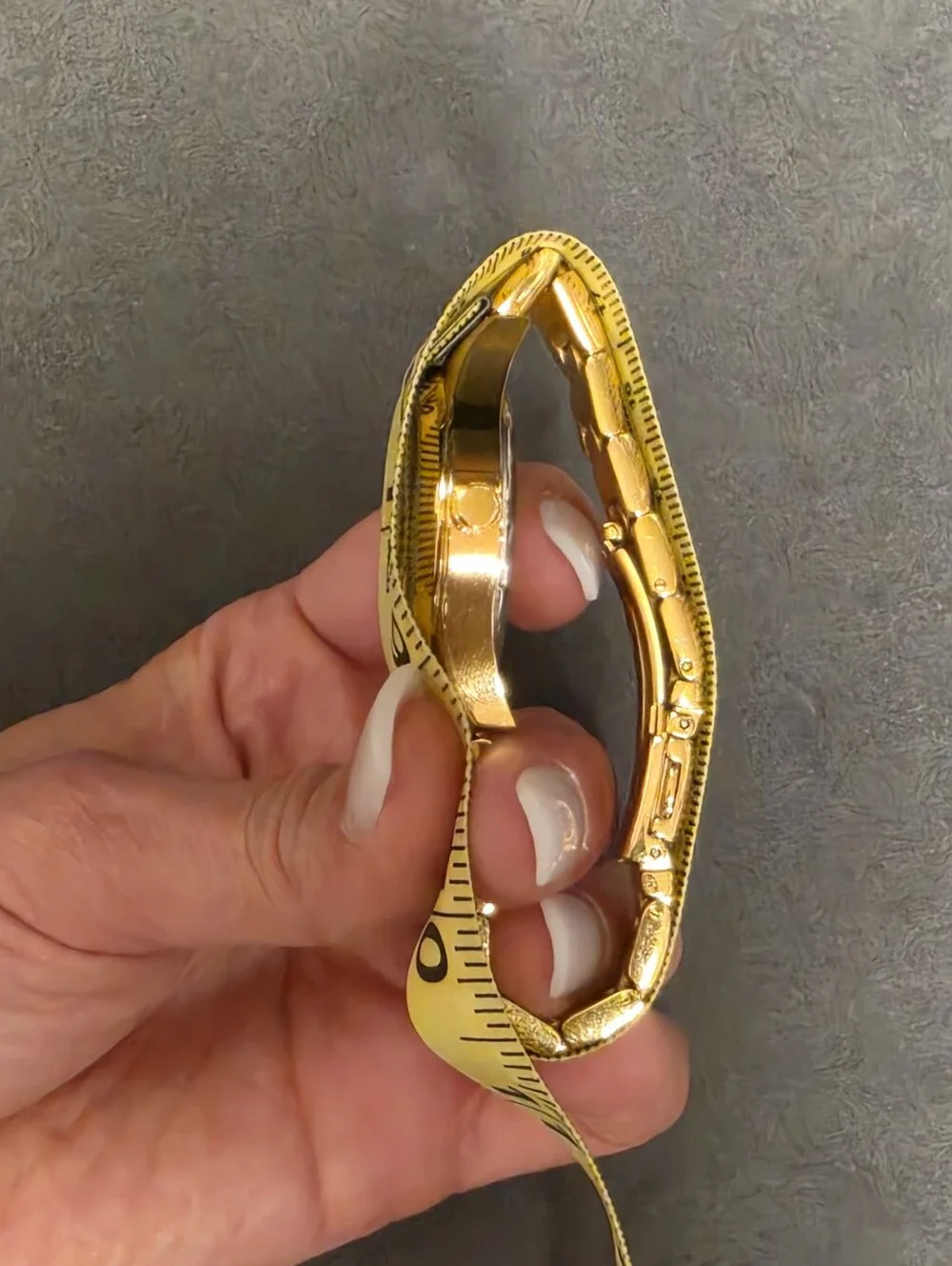 KENNETH COLE NY RARE Transparency Gold Floating Stone Crystal Accent Watch Y2K